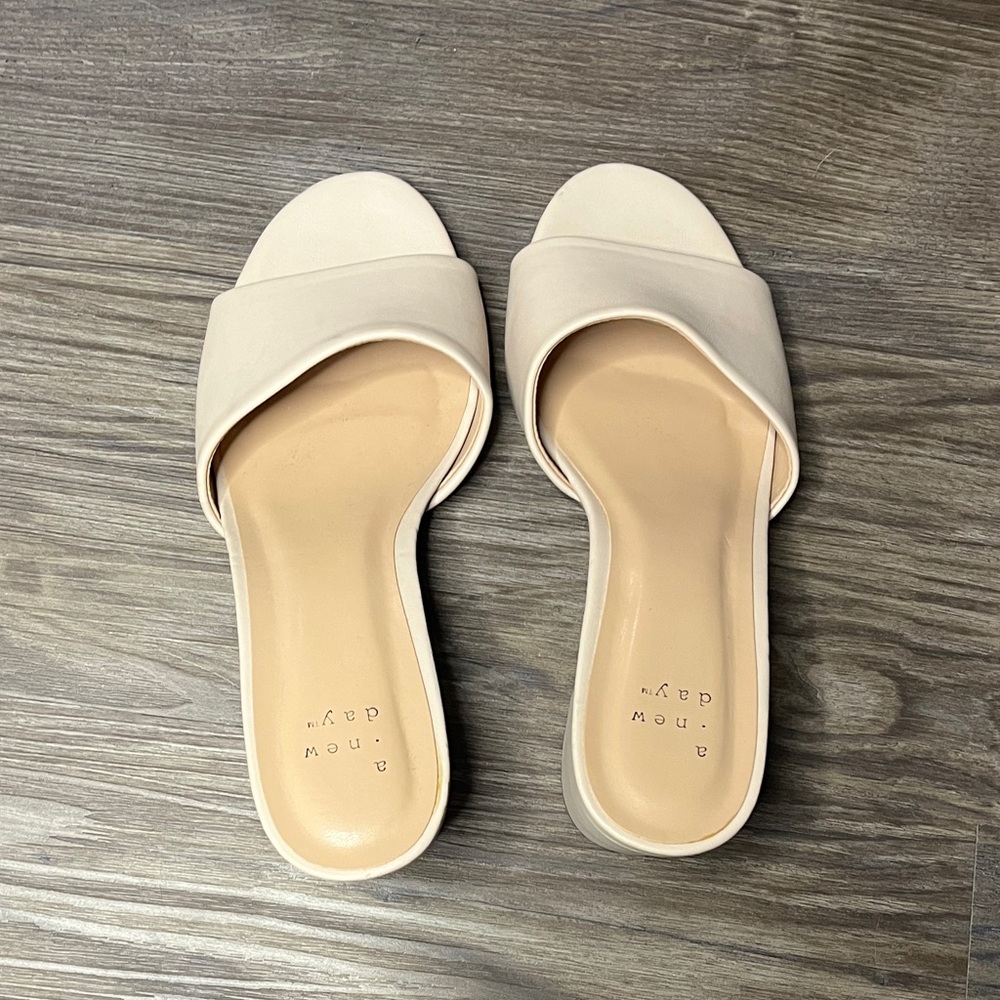 A New Day Nude Block Heel Slide Mules - Picture 5 of 6
